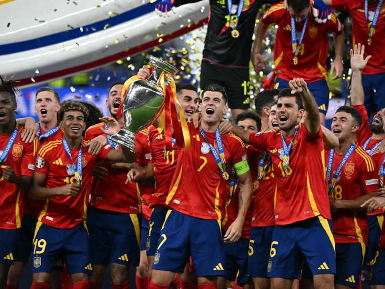 Spain Beats England 2-1 in Thrilling Euro 2024 Final