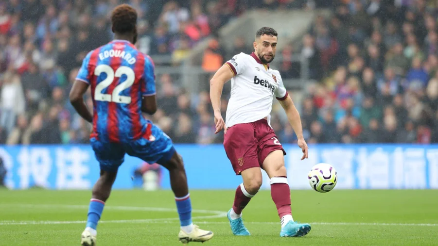 
West Ham Triumph Over Crystal Palace