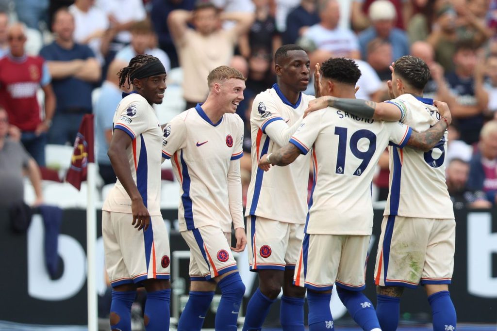 Chelsea Cruise Past West Ham: Jackson Shines in 3-0 Win