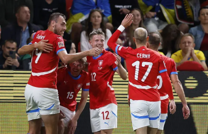 Czech Republic Edges Ukraine 3-1 with Šulc Double