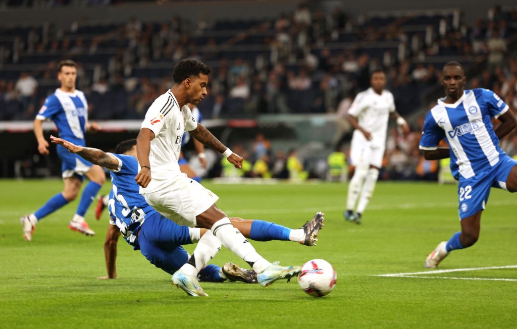 Vázquez Nets Fastest La Liga Goal as Real Madrid Edge Alavés 3-2