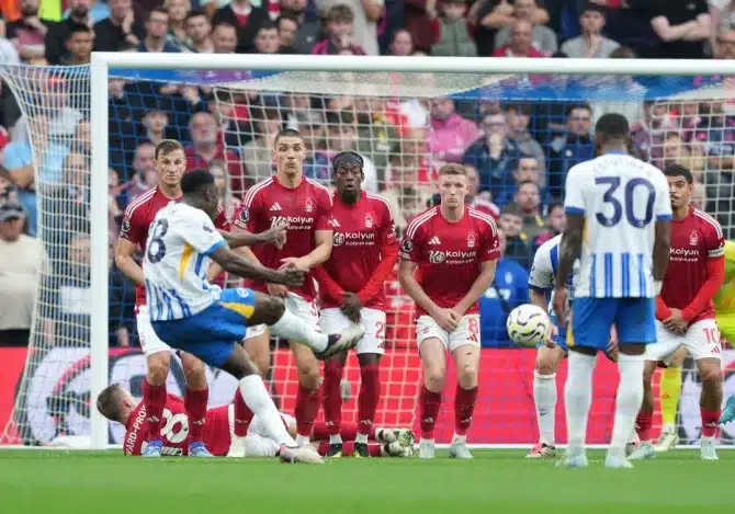 Brighton and Nottingham Forest Share Spoils in 2-2 Draw