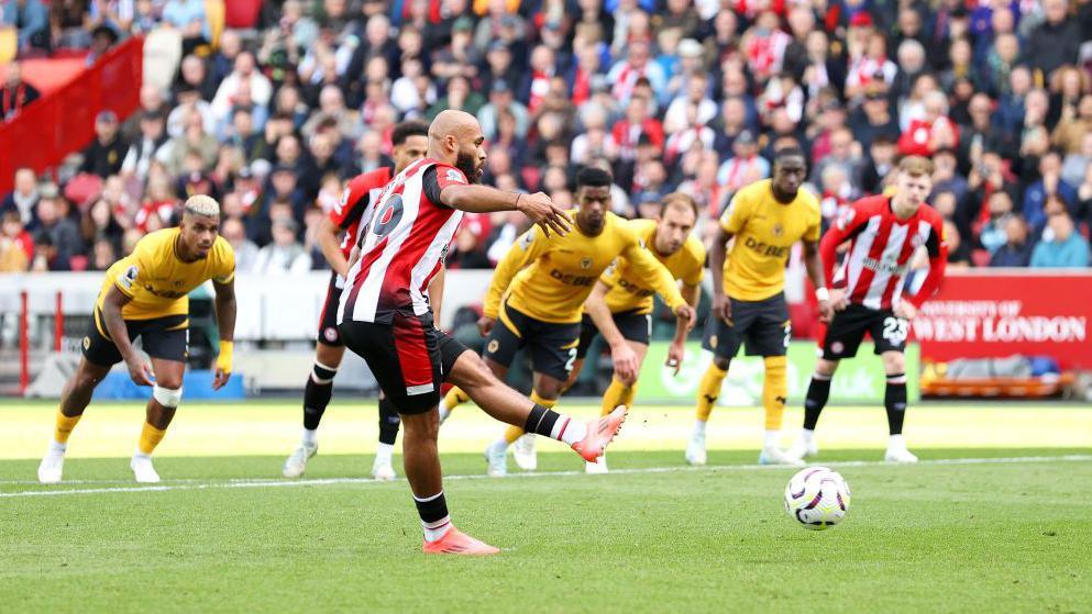 Brentford 5 - 3 Wolverhampton Wanderers
