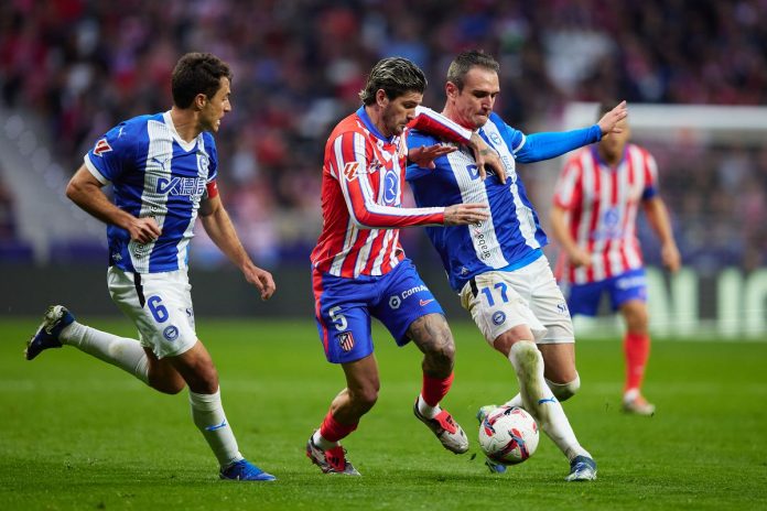 Atlético Madrid Rallies to Beat Alavés 2-1