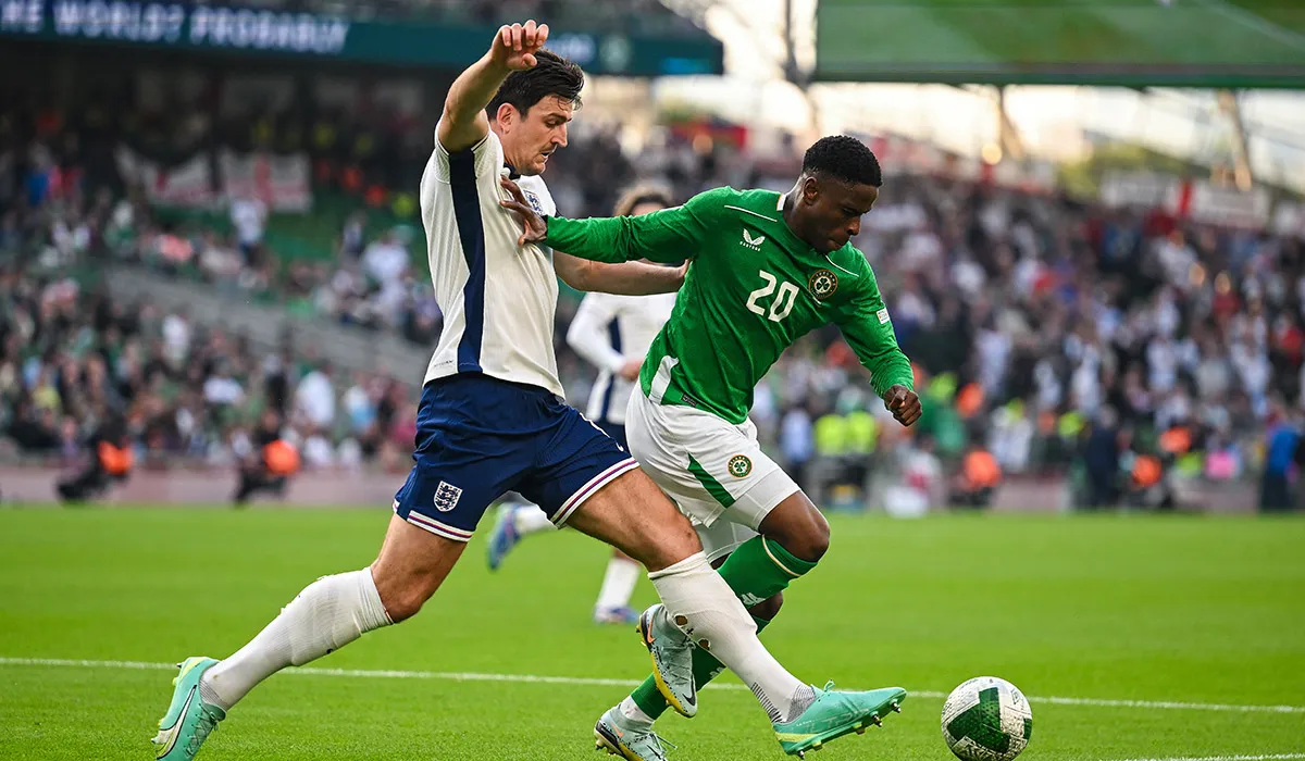 England Destroy Ireland 5-0