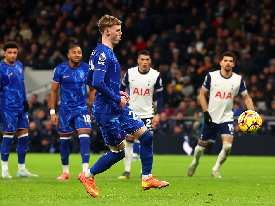 Chelsea Stun Spurs 