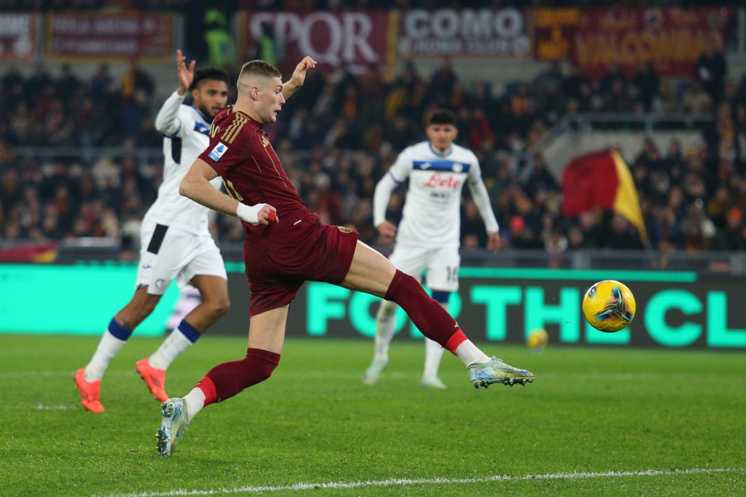 Atalanta Outclass AS Roma in a Gritty 2-0