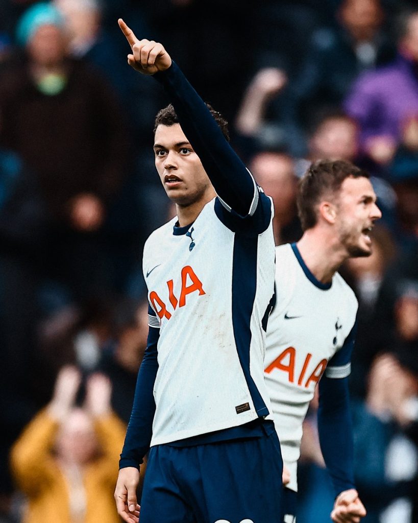 Fulham vs. Tottenham 1-1 Draw