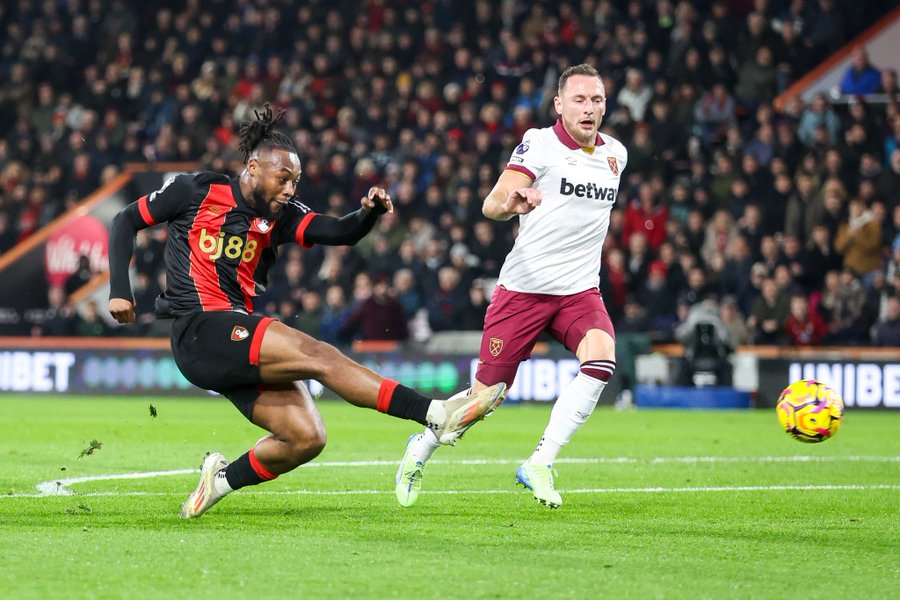 Ünal’s Heroic Free-Kick Rescues Bournemouth