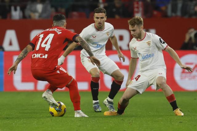 Osasuna Hold Sevilla in Action