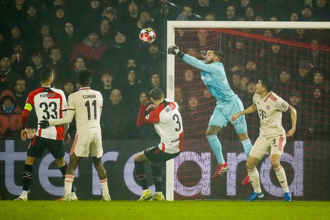 Feyenoord's Stunning UCL Victory Over Bayern