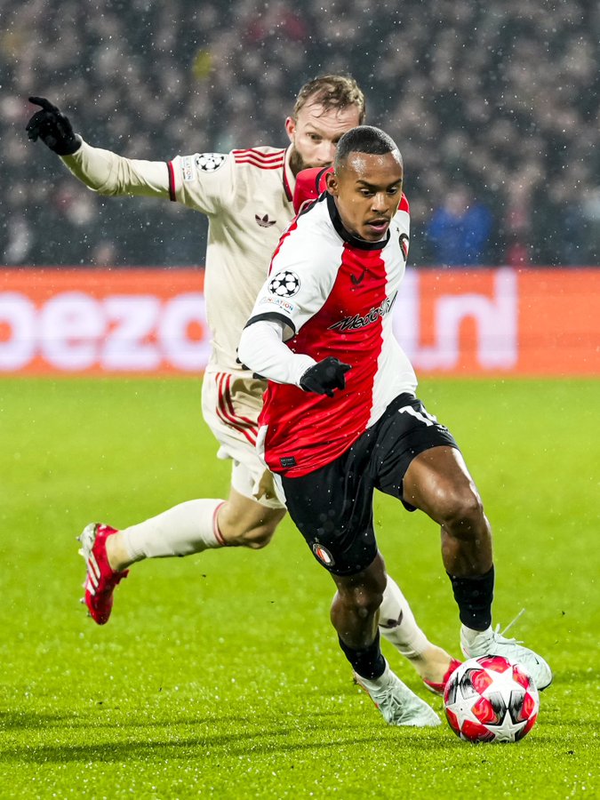 Feyenoord's Stunning UCL Victory Over Bayern