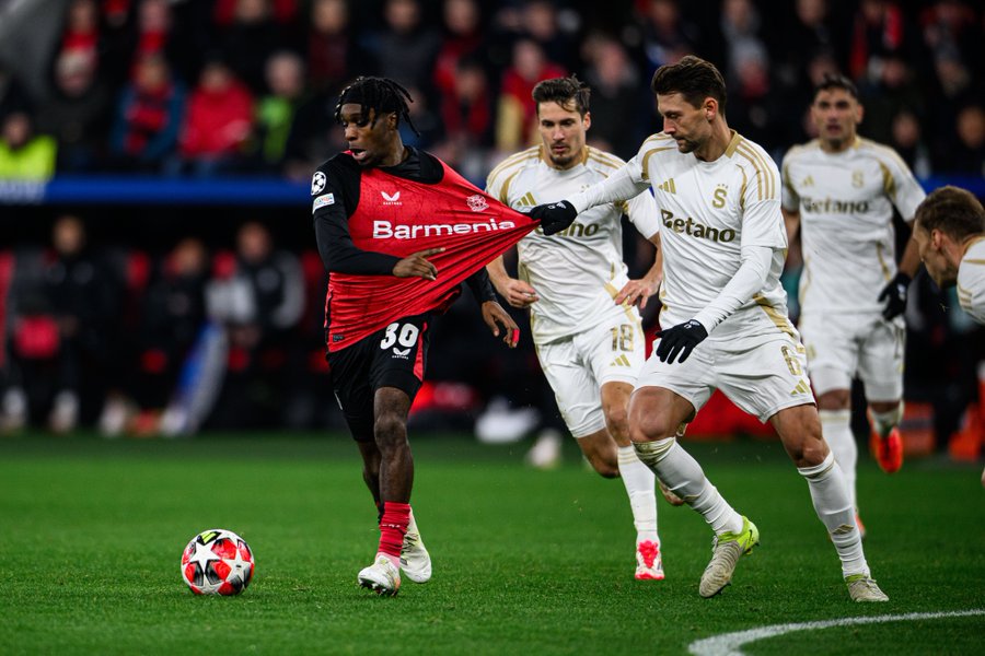 Bayer Leverkusen Secure UCL Knockout Spot with 2-0 Win