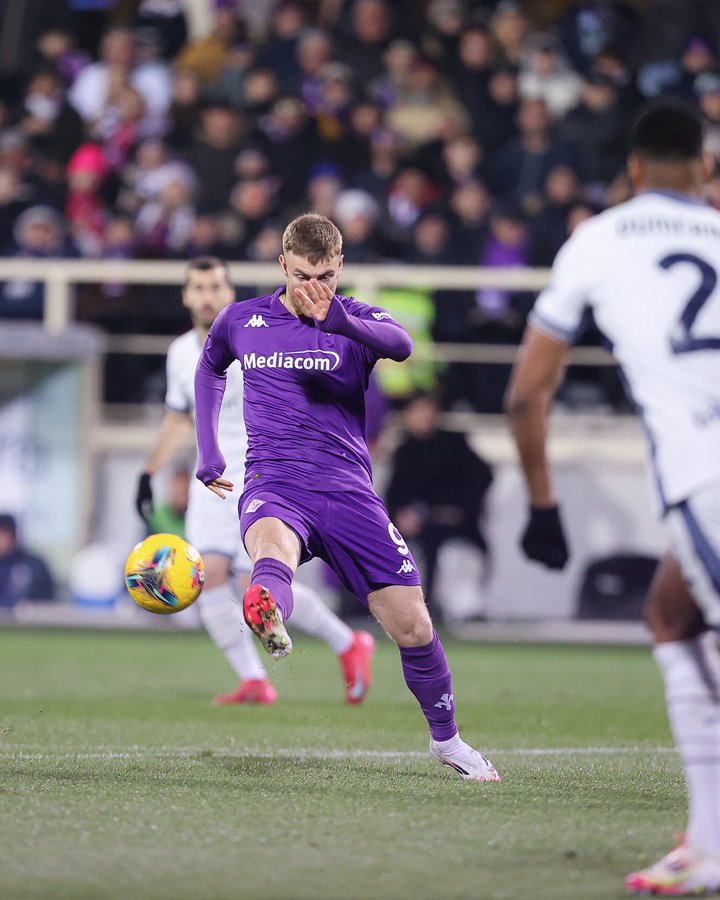 Fiorentina Stun Inter with Dominant 3-0 Serie A Victory