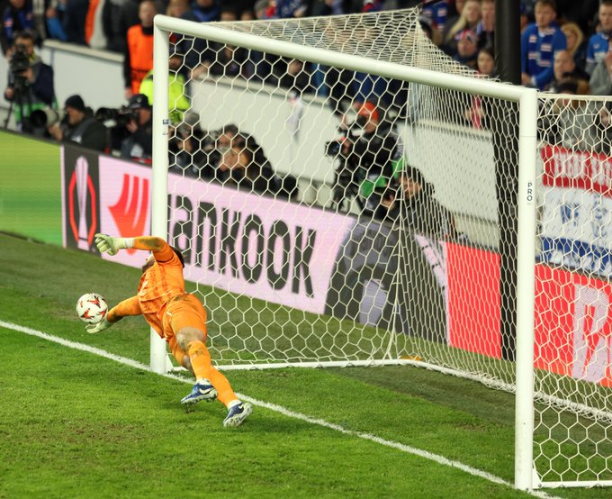 Rangers Edge Fenerbahçe on Penalties to Reach Europa League Quarters